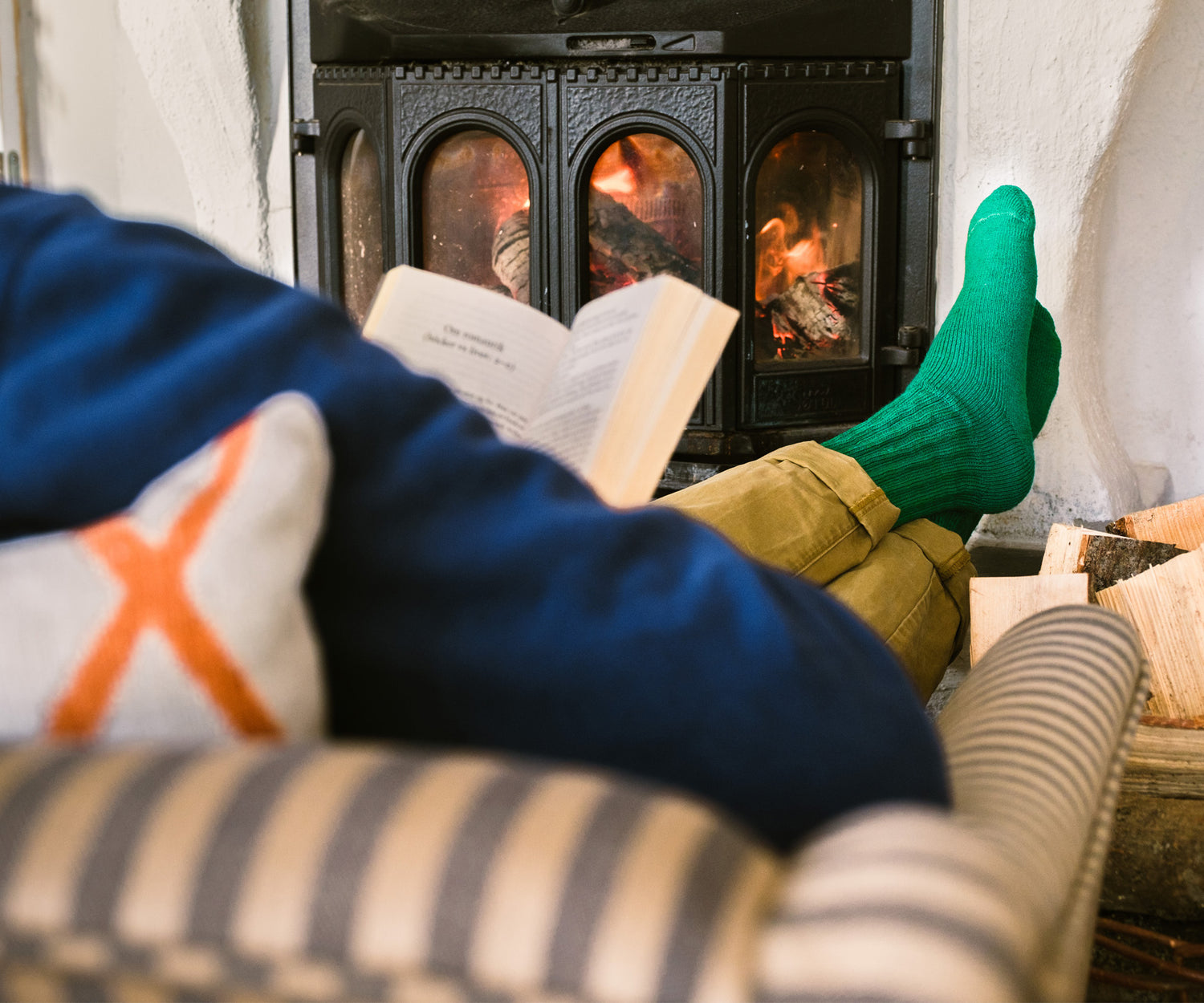 Hiipiikö kosteus ja kylmyys varpaisiin kylmillä keleillä? Näin pidät jalat lämpöisenä.