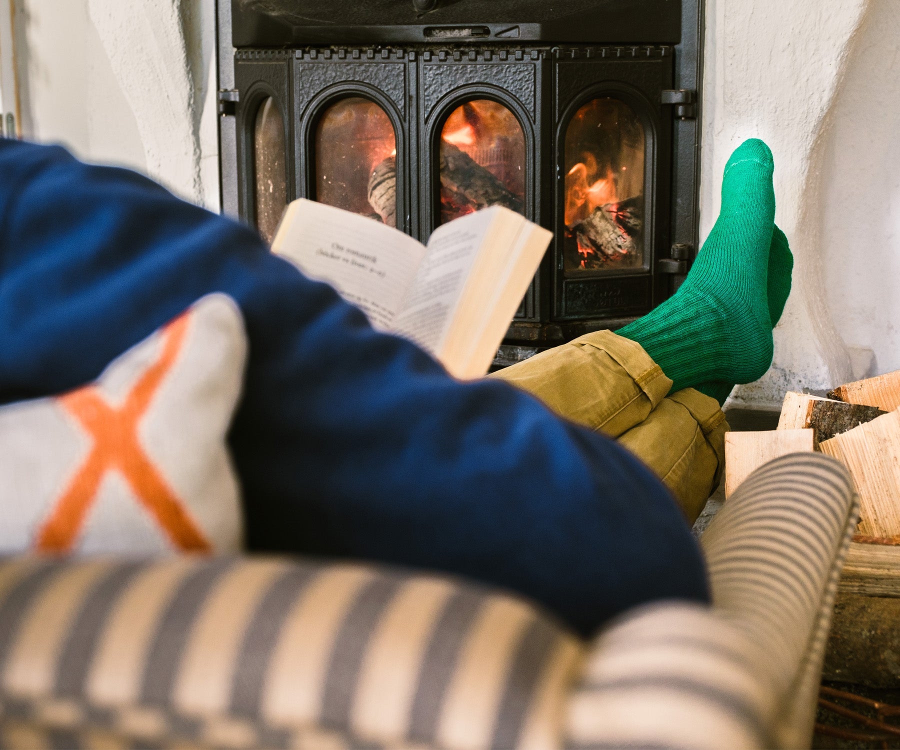 Hiipiikö kosteus ja kylmyys varpaisiin kylmillä keleillä? Näin pidät jalat lämpöisenä.